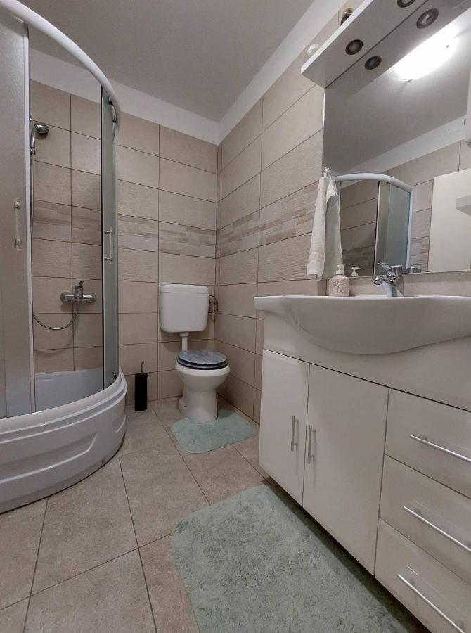 Apartment Orchidea Izola Esterno foto